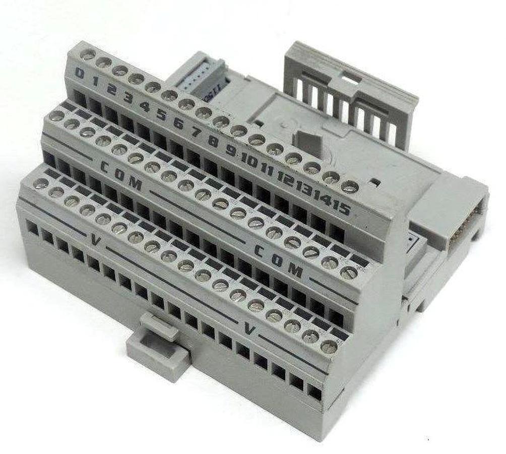 Used ALLEN BRADLEY 1794-TB3 TERMINAL BASE 10AMP, 120VAC, 3WIRE, 16POINT, SER. A