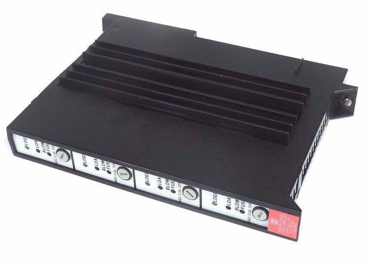 Used SQUARE D SY/MAX 8030-DOM-221 DELUXE OUTPUT MODULE SERIES B 120VAC 8030DOM221