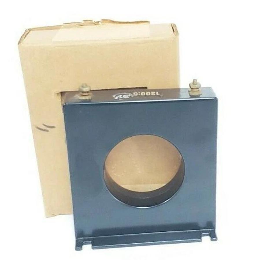 Used CROMPTON INSTRUMENTS 807-943U-SULS CURRENT TRANSFORMER RATION: 1200:5A