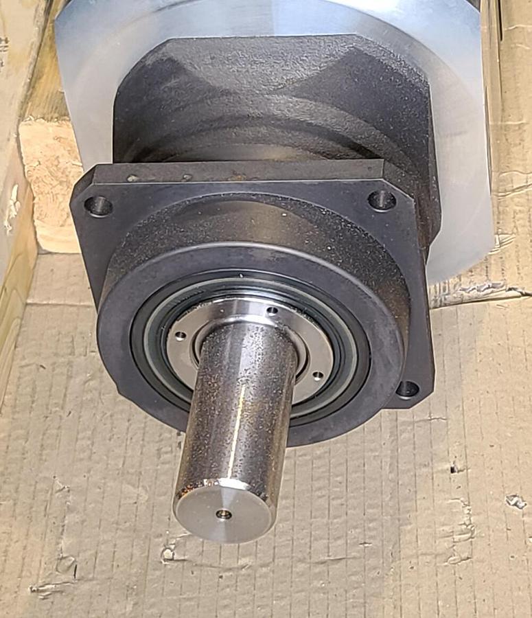 B&R 8LSA78.DB030D200-3 8LS Servo Motor 8GP60-142-003S1Q7 8GP60-LSA78-00000 NSNP