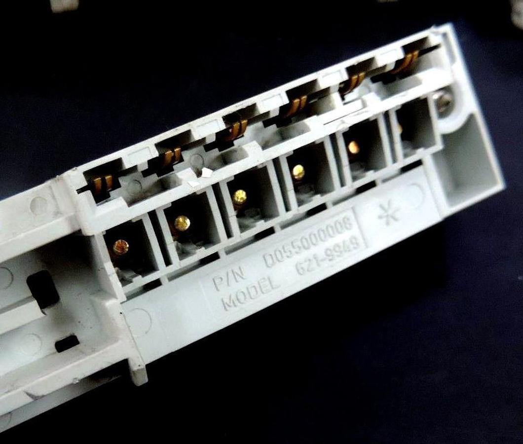 Used LOT OF 24 ISSC / HONEYWELL 621-9949 TERMINAL BLOCK SETS D055000008, D055000009