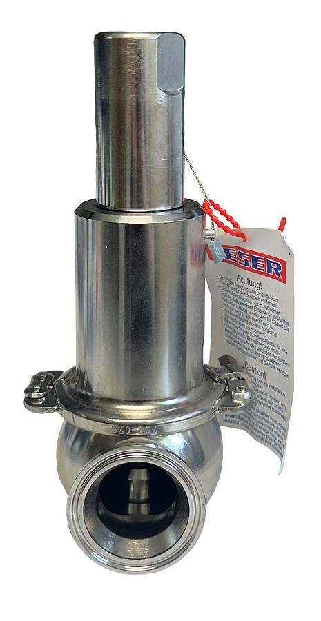 Used LESER 4834.7712 Type 483 Safety Relief Valve 1.5" x 2" NPS 316L/SS 40psig NSNP