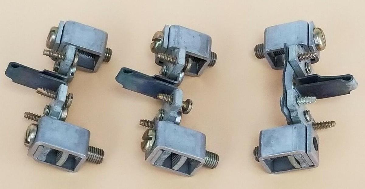 Used LOT OF 3 CUTLER HAMMER FH75 HEATER ELEMENTS & LUG ASSEMBLIES