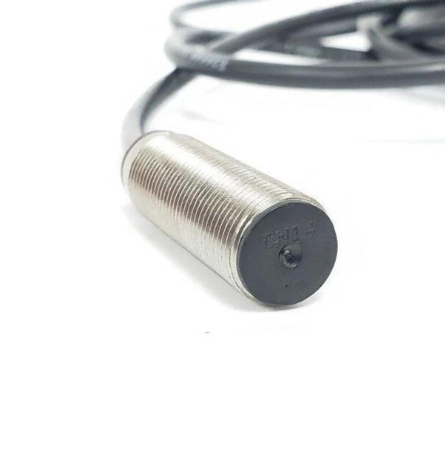 Used OMRON E3FA-DN14 PHOTOELECTRIC SENSOR DN14 E3FADN14, 86'' LEAD