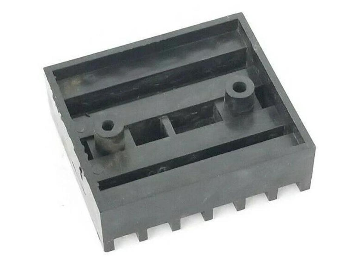 Used CUSTOM CONNECTOR CORP. SD12 RELAY BASE