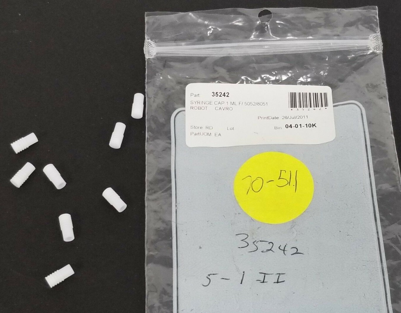 Used LOT OF 8 NEW GENERIC SYRINGE CAPS 1 ML F/ 5052/8051