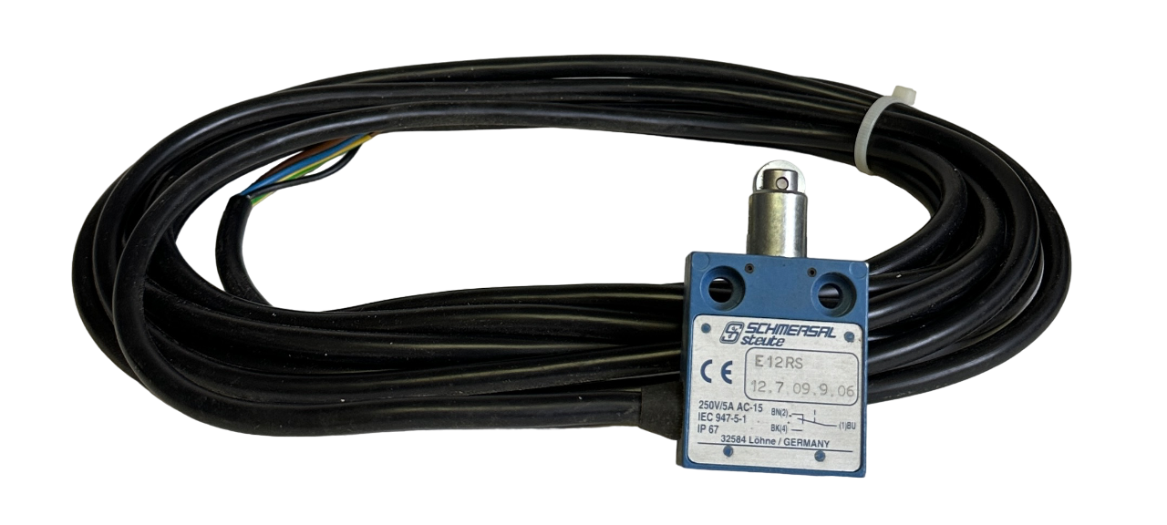 Used NEW SCHMERSAL STEUTE E12RS / 12.7.09.9.06 ROLLER LIMIT SWITCH 250VAC 5A 12709906
