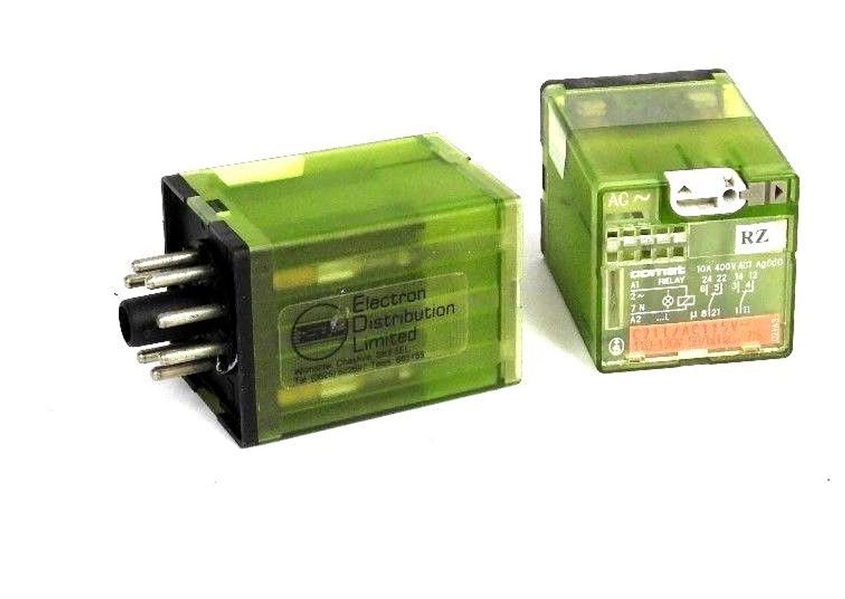 Used LOT OF 2 COMAT ELECTRON DISTRIBUTION LIMITED C21L AC CUBE RELAYS C21L/AC115V