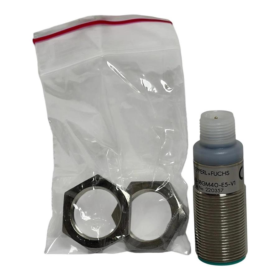 Pepperl+Fuchs UB300-18GM40-E5-V1 Ultrasonic Proximity Sensor M18 PNP New