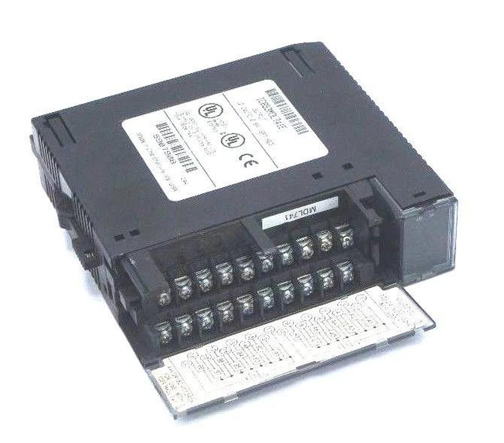 Used GE FANUC IC693MDL741E OUTPUT MODULE 12/24VDC, 0.5A, 16PT NEG