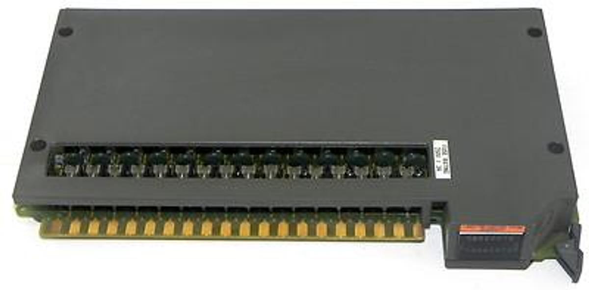 Used ALLEN BRADLEY 1771-OD16 ISOLATED 120V AC OUTPUT MODULE 1771-0D16/B REV. A01