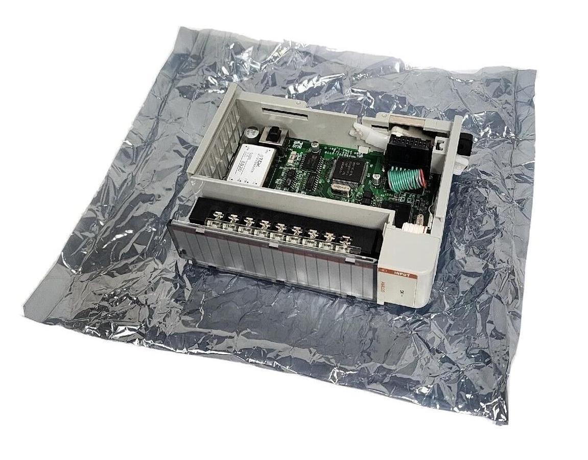 NIB ALLEN BRADLEY 1769-IF4 SER. B REV. 2 F/W REV. 2.1 COMPACT I/O MODULE