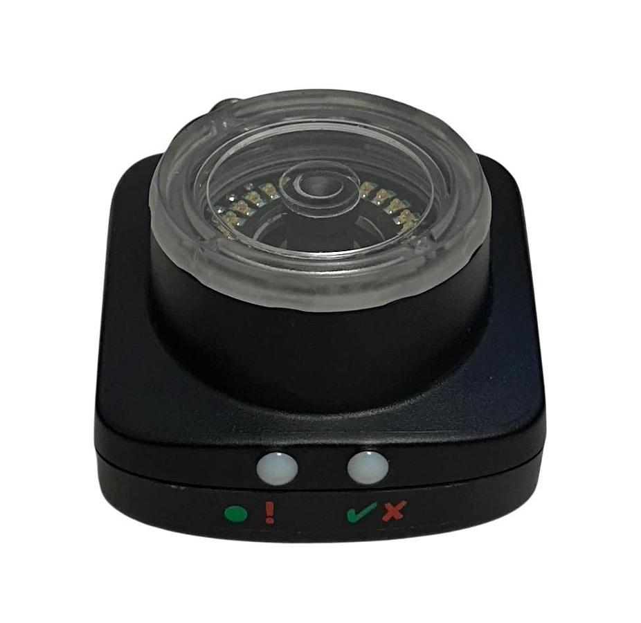 Used BANNER IVUTGPR08 / 81940 iVu SERIES IMAGE SENSOR I/O PNP RED RING LIGHT 8mm USNP