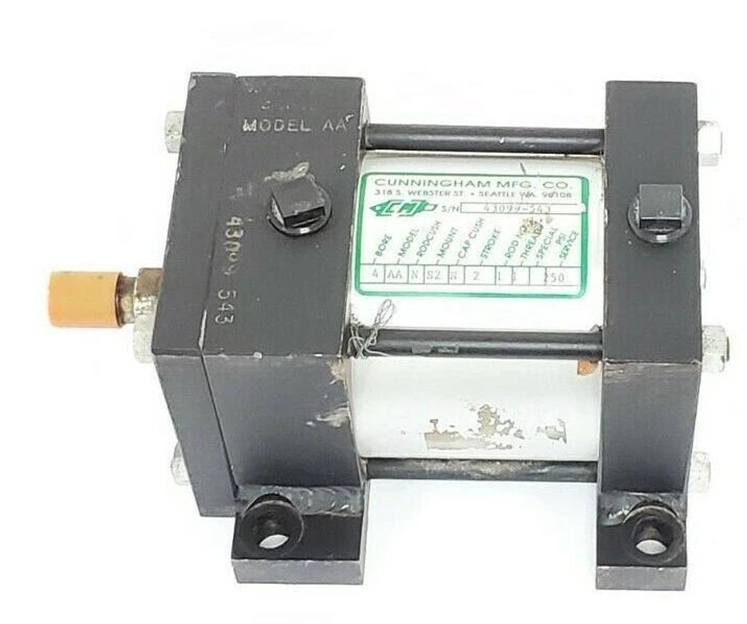 Used CUNNINGHAM MODEL AA PNEUMATIC CYLINDER 4" BORE, 2" STROKE, 250PSI, 4AANS2N211250
