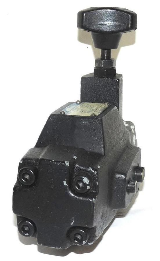 Used MILLER PRVC-T033-10 PRESSURE REDUCING WITH CHECK VALVE MFG. NO. 80725