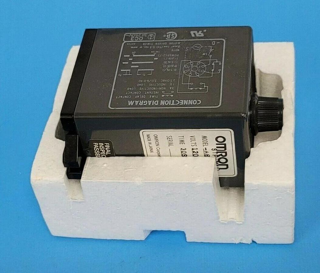 Used OMRON STP-MND-AB-UA TIME DELAY RELAY 0.5-30 SEC 8PIN STPMNDABUA IN BOX