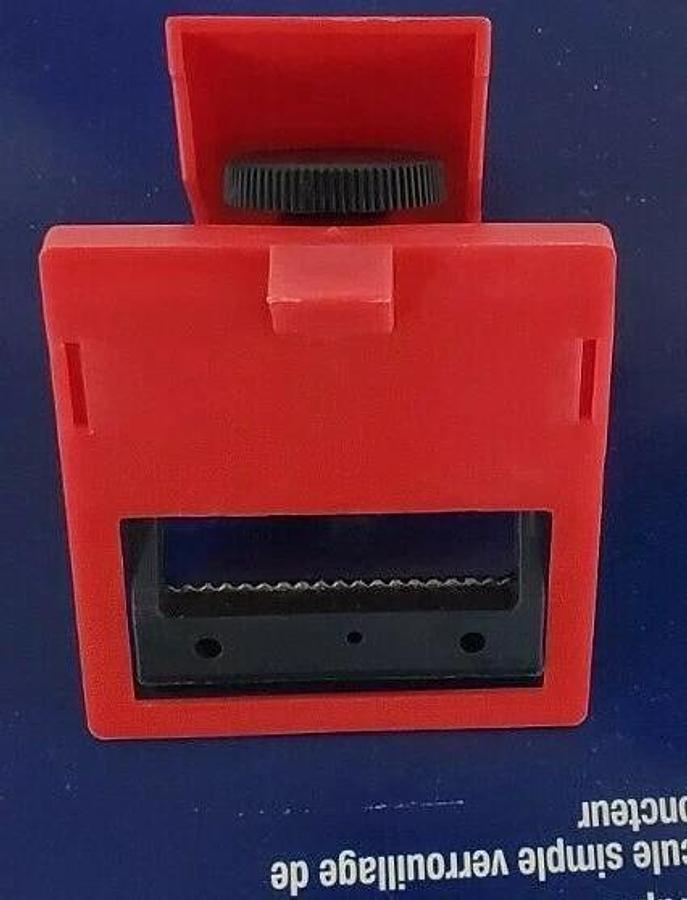 NEW BRADY 104106 CIRCUIT BREAKER LOCKOUT CLAMP-ON 480/600V