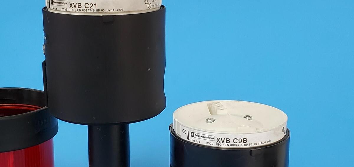 Used TELEMECANIQUE XVB-C21 / XVB-C9B / XVB-C34 STACK LIGHT ASSEMBLY