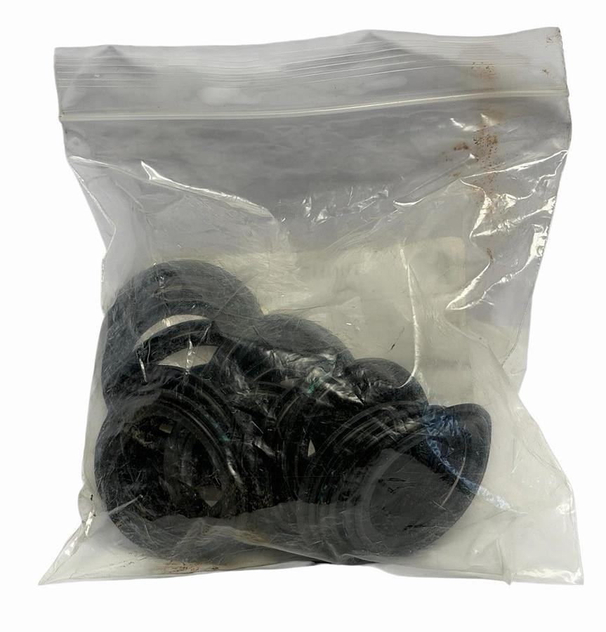 LOT OF 32 NEW HINDS-BOCK 09191373 GASKET TRI-CLAMP 1-1/2'' EPDM