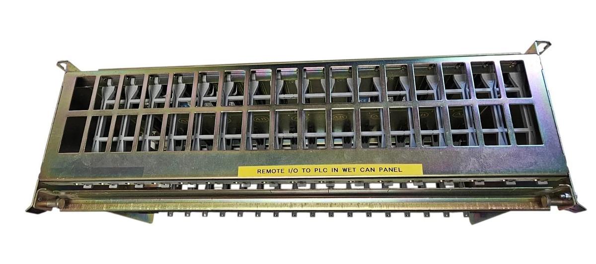 Used ALLEN BRADLEY 1771-A4B 16 SLOT I/O CHASSIS 1771A4B SER. B P/N: 96814804