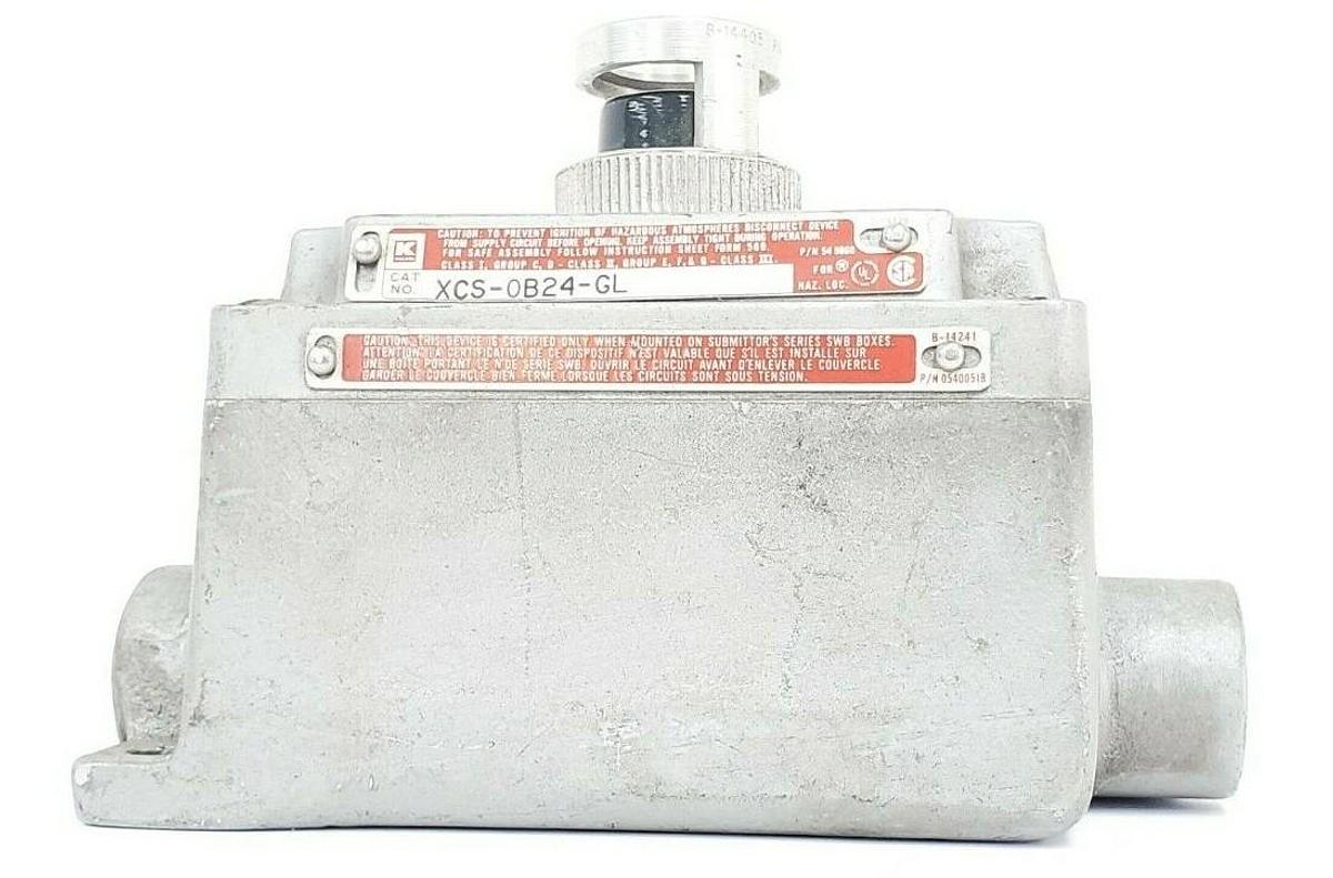 Used HUBBELL KILLARK XCS-0B24-GL CLI 120V GRN PL CV (CS)