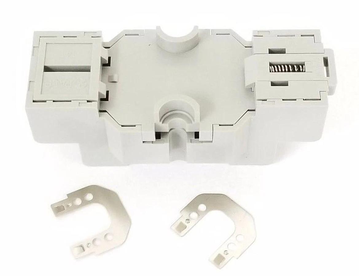 Used NEW DAYTON 2A582E RELAY SOCKET 10AMP 300VAC 8PIN DIN/SCREW