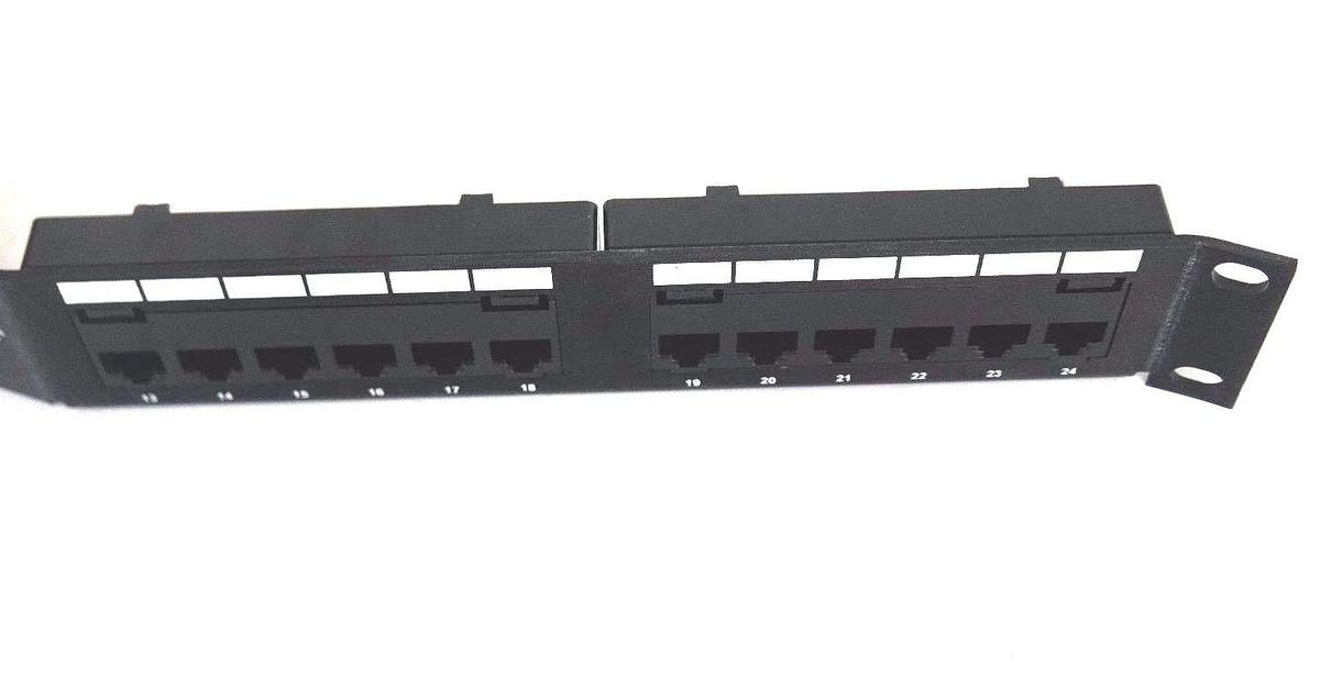 Used NIB COMMSCOPE SYSTIMAX SOLUTIONS 1100-24PSA MODULAR PANEL 760056580