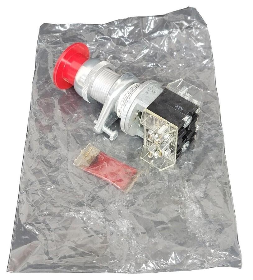 NIB ALLEN BRADLEY 800H-DP6B PUSH BUTTON SER. C MUSHROOM HEAD RED