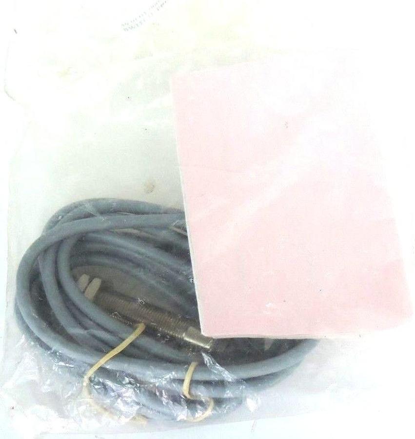 NEW VEEDER ROOT 651210-701 INDUCTIVE PROXIMITY SWITCH 651210701