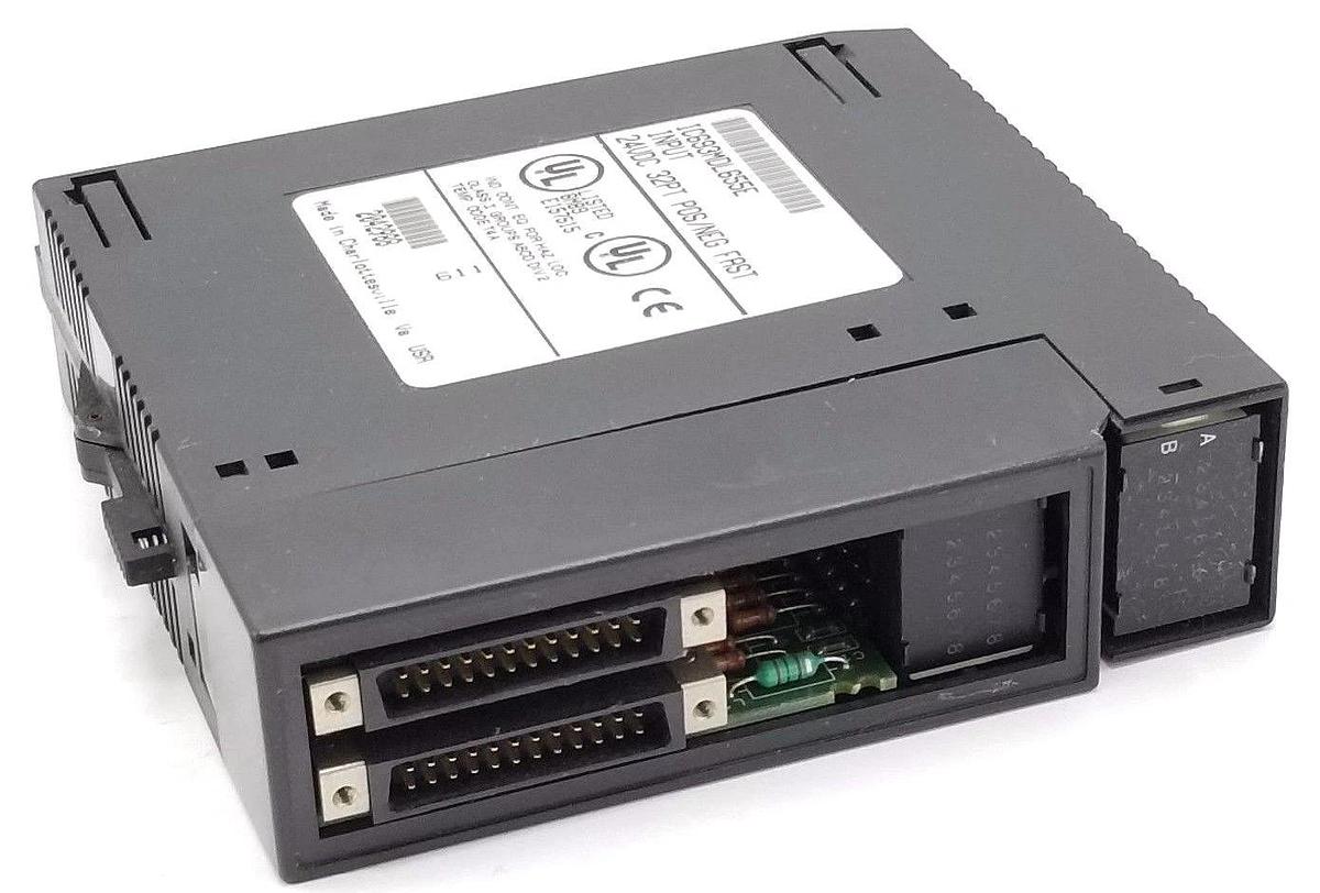 Used GE FANUC IC693MDL655E INPUT MODULE 32PT, 24 VDC POS/NEG FAST MISSING COVER