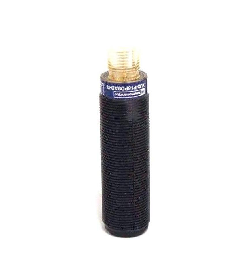 NIB TELEMECANIQUE XU2P18PD9AB PHOTOELECTRIC SENSOR UE:12..24VDC XU2-P18PD9AB