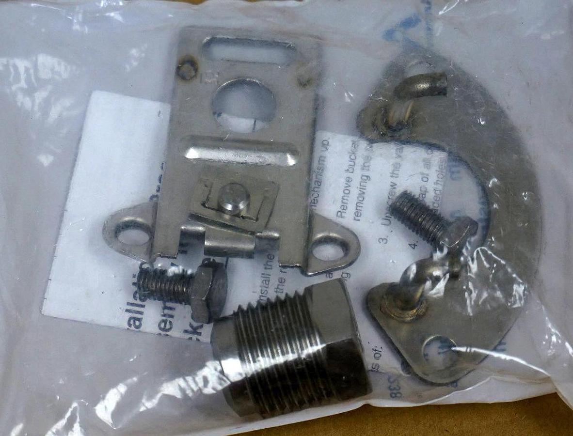 Used NEW ARMSTRONG B1671-4 STEAM TRAP PCA 213/813 9/32 17-4 H900 STK B16714