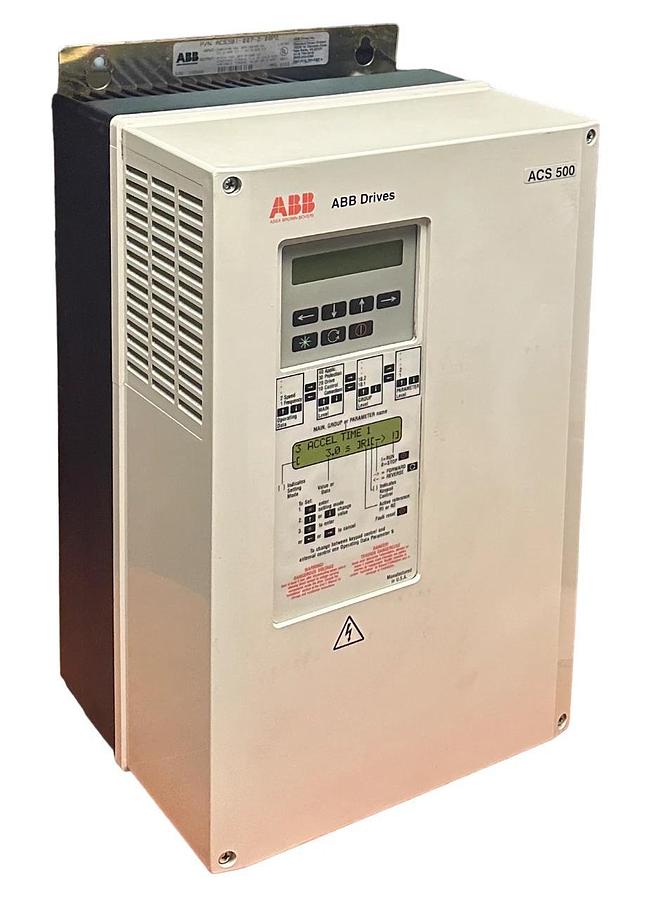 Used ABB ACS501-007-2-00P2 / ACS501007200P2 ACS 500 AC DRIVE 7.5/10HP 208-240VAC 3PH