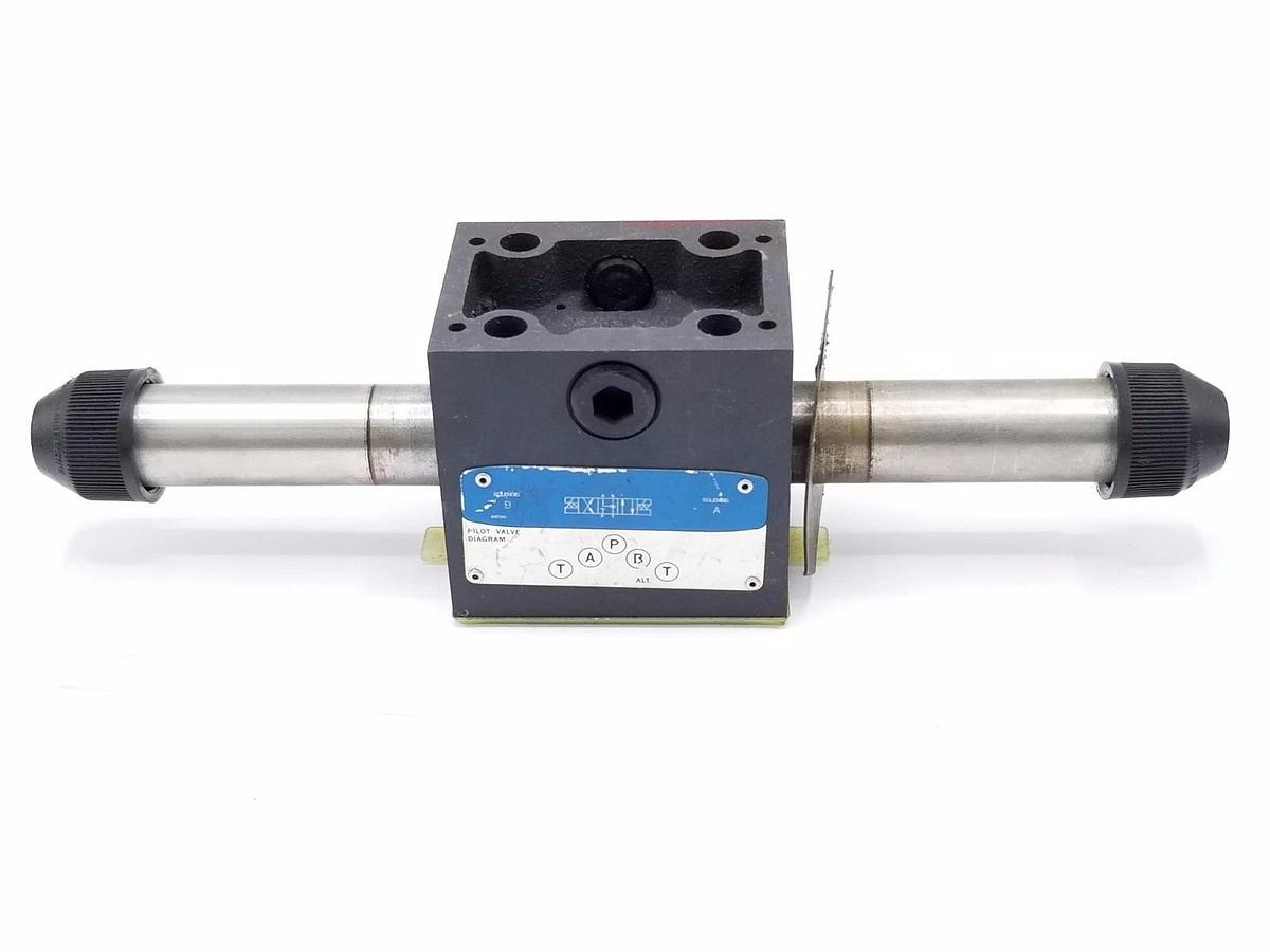 Used REXROTH PILOT VALVE ASSEMBLY