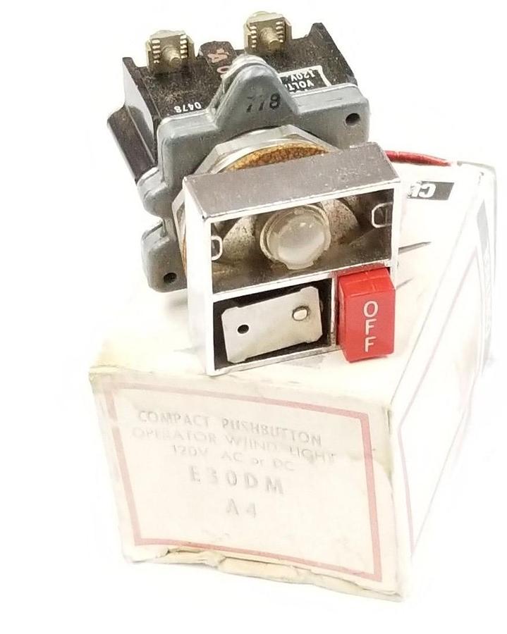 Used NIB EATON CUTLER-HAMMER E30DM COMPACT PUSHBUTTON OPERATOR W/IND LIGHT