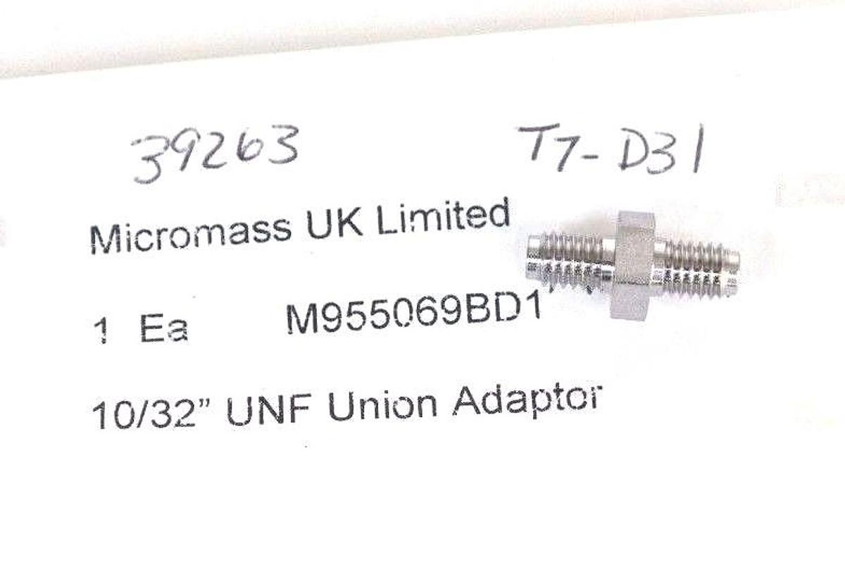 NEW MICROMASS M955069BD1 UNF UNION ADAPTOR 10/32''