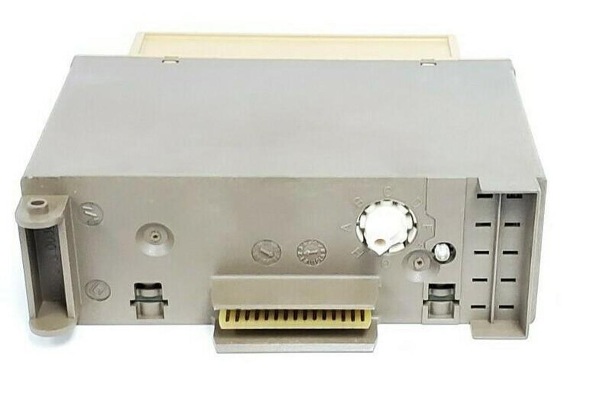 Used SIEMENS 6ES54228MA11 INPUT MODULE 6ES5 422-8MA11