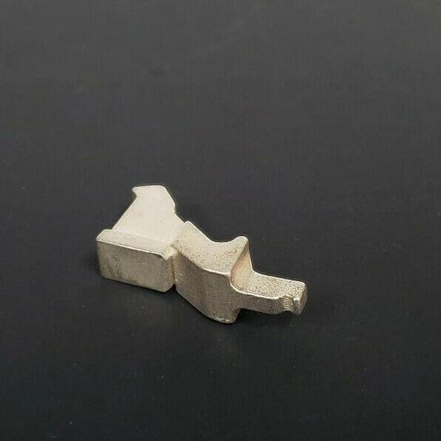 NEW GENERAL ELECTRIC 805B910G1 MAIN STATIONARY CONTACT LEFT 269C257G1 AK2-25-2