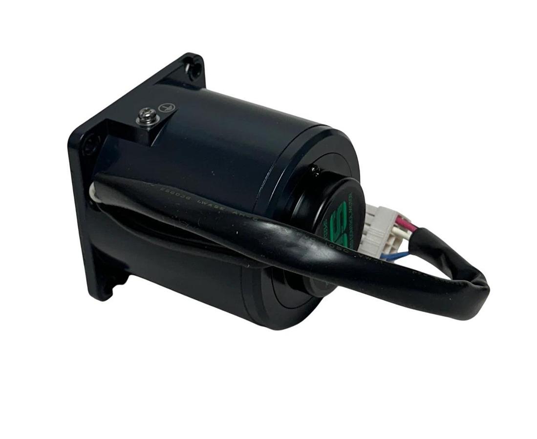 ORIENTAL MOTOR USM425-002W2 / USM425002W2 SPEED CONTROL MOTOR 25W (1/30HP) NSMP
