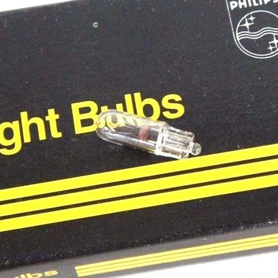 Used LOT OF 7 NIB PHILIPS MINIATURE LIGHT BULBS 73, 14V, 0.3CP