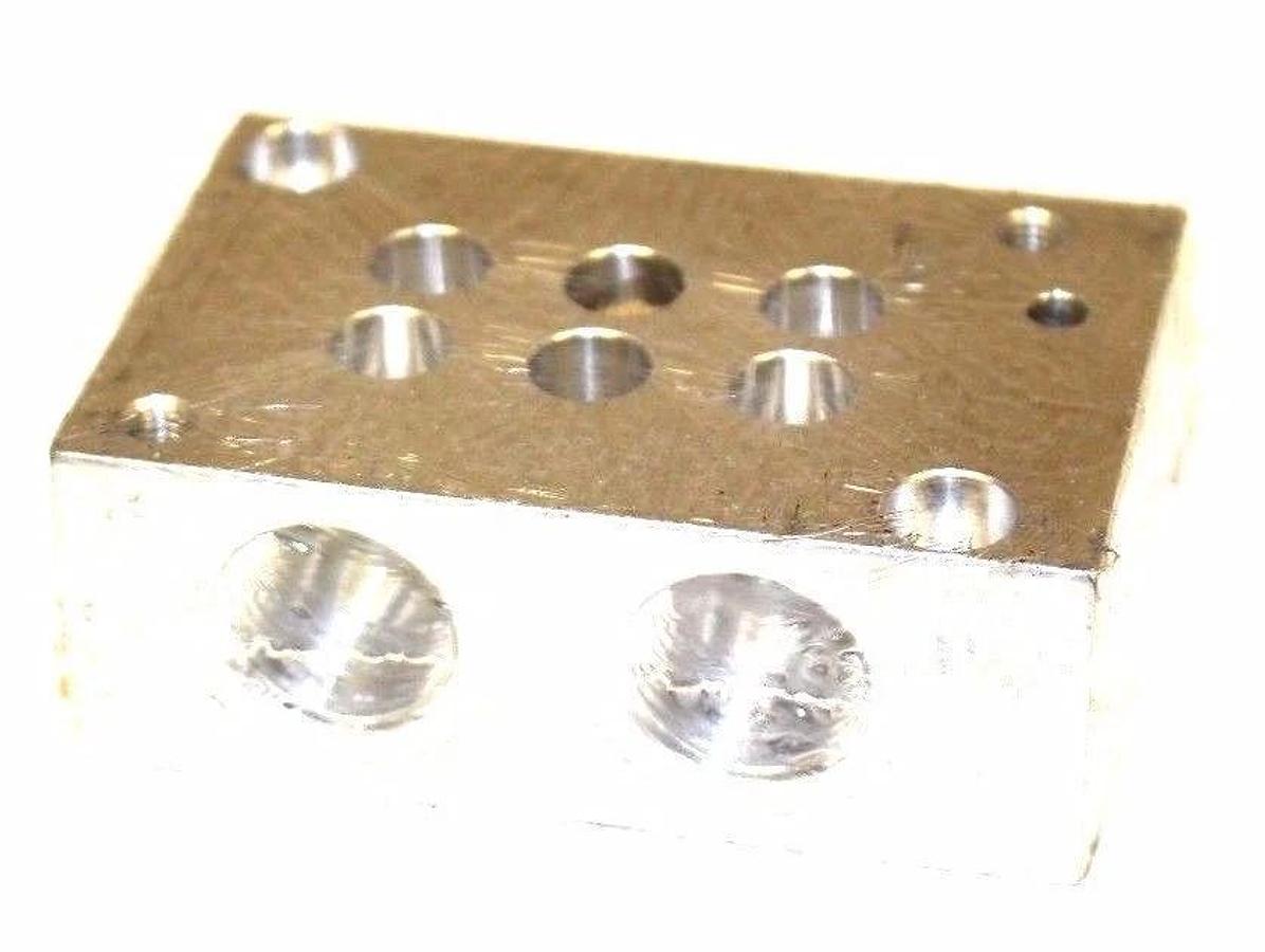 Used NEW BOSCH 2-825-503-022 CONNECTION PLATE 2825503022