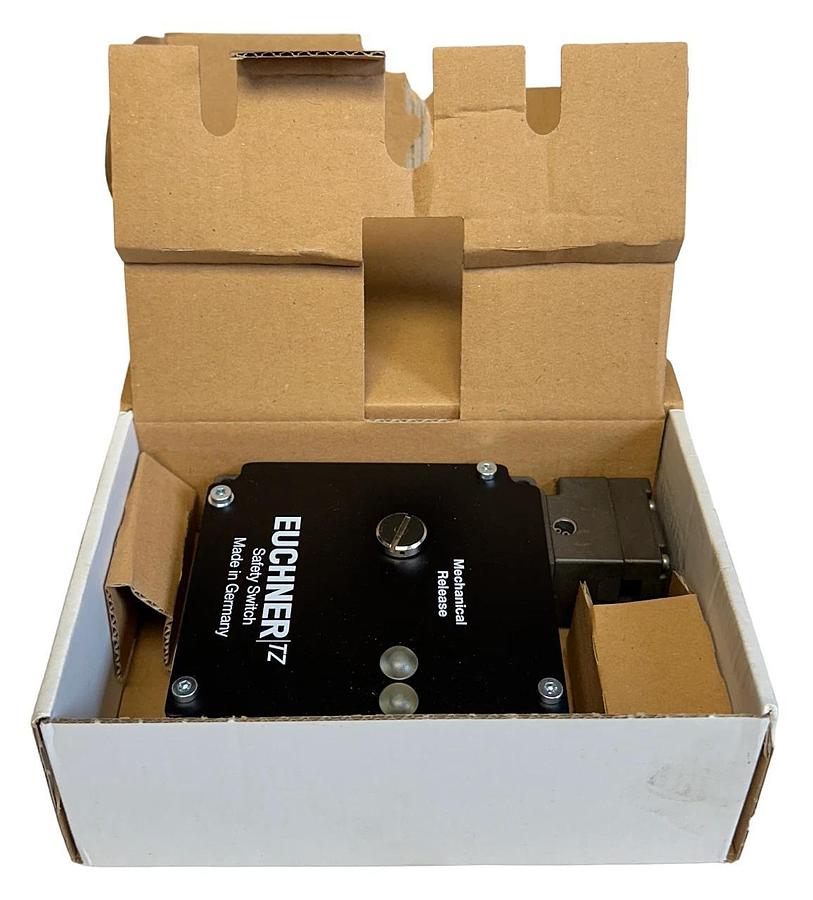 NEW EUCHNER TZ2LE110MVAB / 088025 / 88025 LED SAFETY SWITCH 10W 110V NSMP