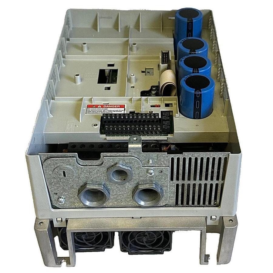 Used ALLEN BRADLEY 20AD040A3AYNANC0 PowerFlex 70 AC DRIVE 22kW/30HP 400-480V 4.001