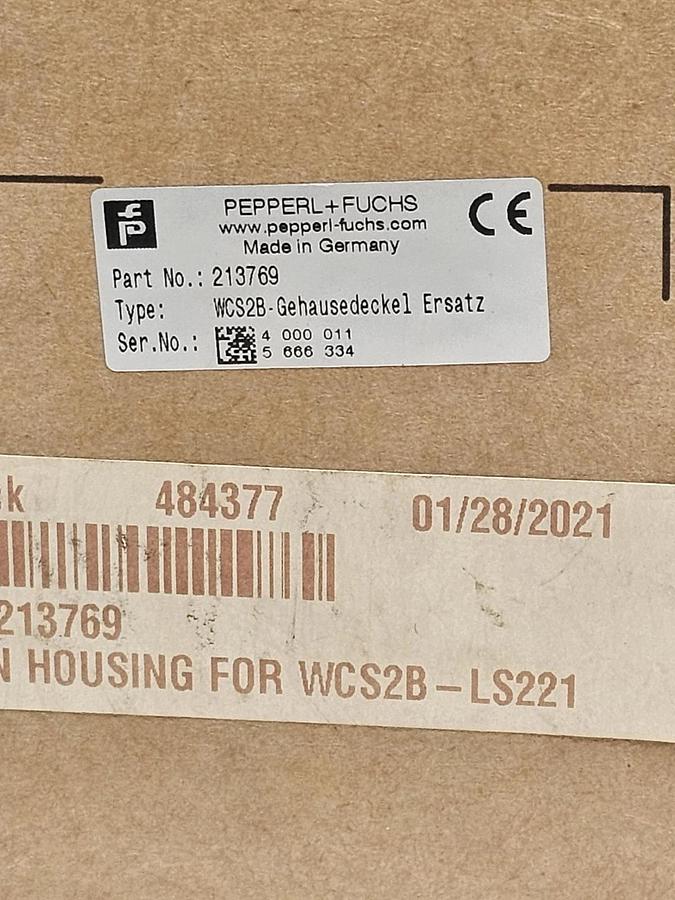 NIB PEPPERL+FUCHS 213769 GREEN HOUSING FOR WCS2B-LS221