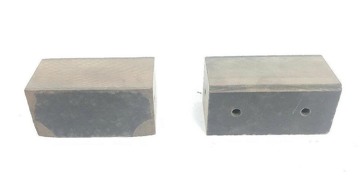 Used LOT OF 11 GE GENERAL ELECTRIC 372A466P1 D.C. SPACERS, FOR AK-150 BREAKER