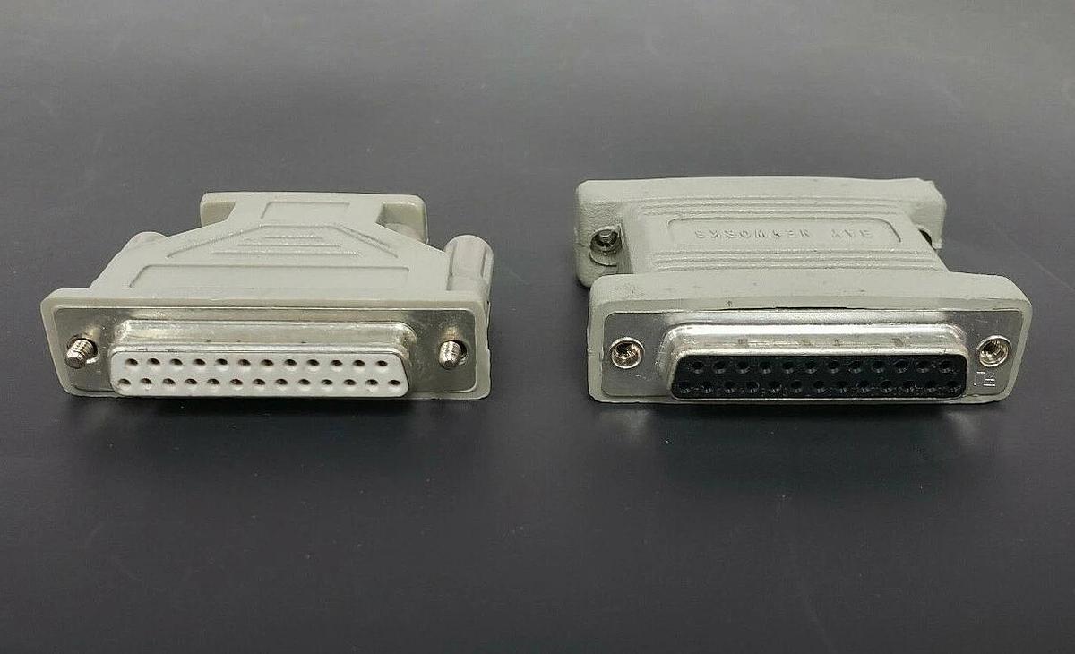 Used SCHNEIDER ELECTRIC 940-0017A GREY ADAPTOR DB9-M TO DB25-F W/ 110308A PLUG