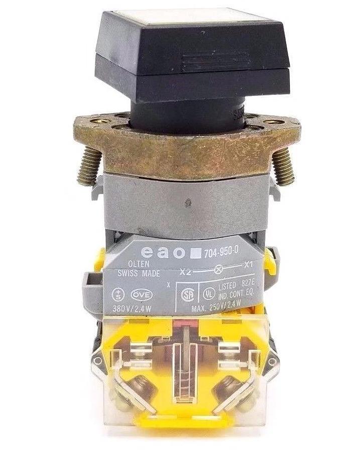 Used EAO 704.901.5/A SWITCHING ELEMENT W/ 704-950-0 LAMP BLOCK & BUTTON YELLOW