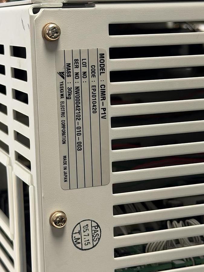 Used YASKAWA CIMR-P1V VARIABLE FREQUENCY DRIVE CODE EPJ010420 200V 50/60 HZ VFD