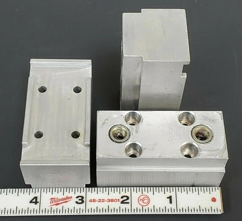 Used LOT OF 3 REIS GmbH 5205823 GRIPPER JAWS F. RUBBER 40X40X73 SKR 17217-120D