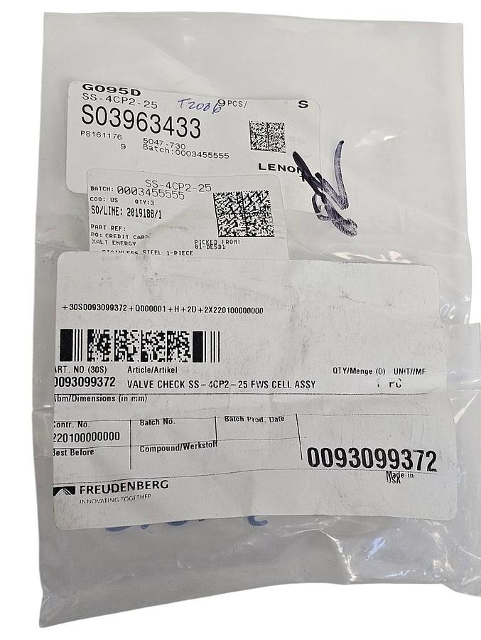 NEW SWAGELOK SS-4CP2-25 SS 1-PIECE POPPET CHECK VALVE SS4CP225 1/4 IN. MNPT